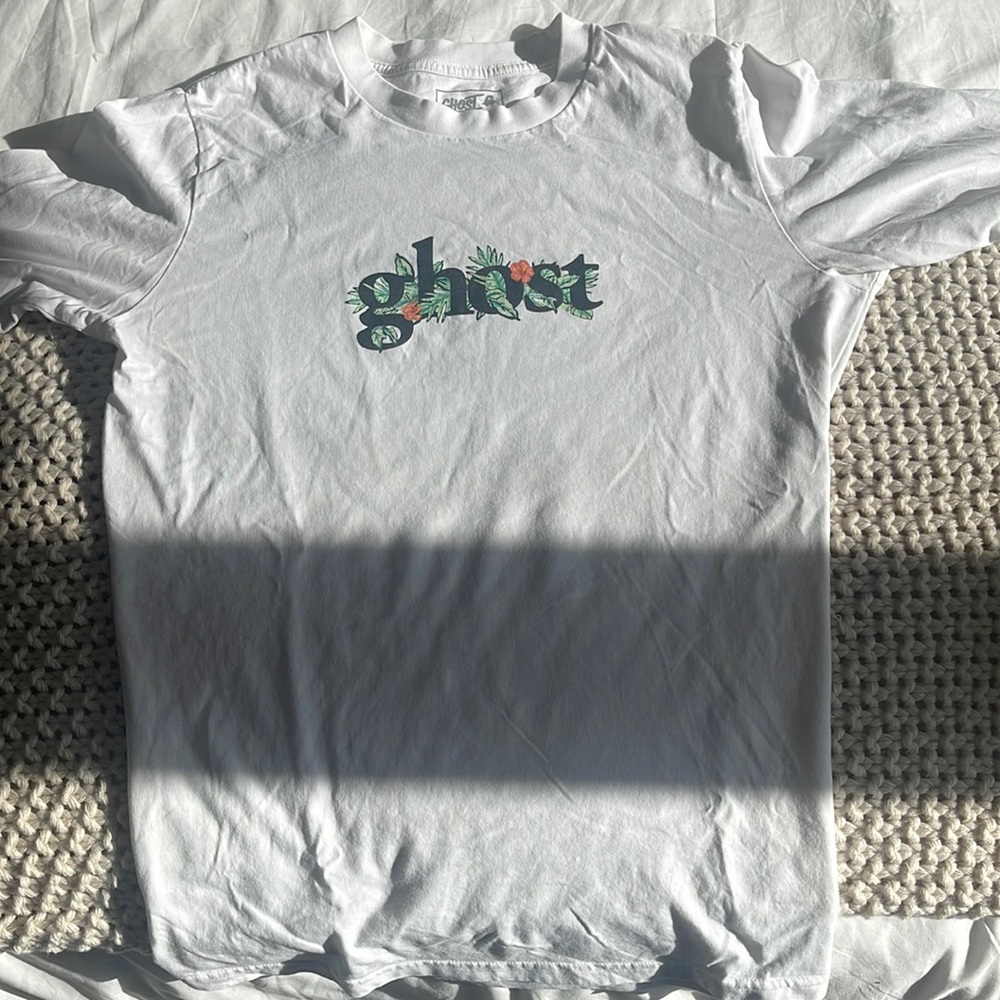 Men’s medium ghost long sleeve tee shirt